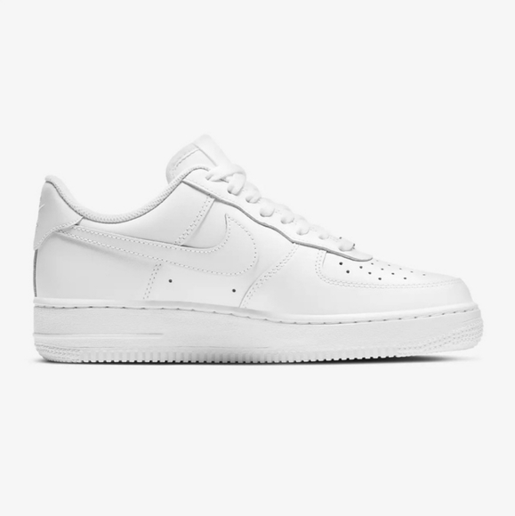 Nike Air Force 1, White, 8½M - Picture 3 of 8